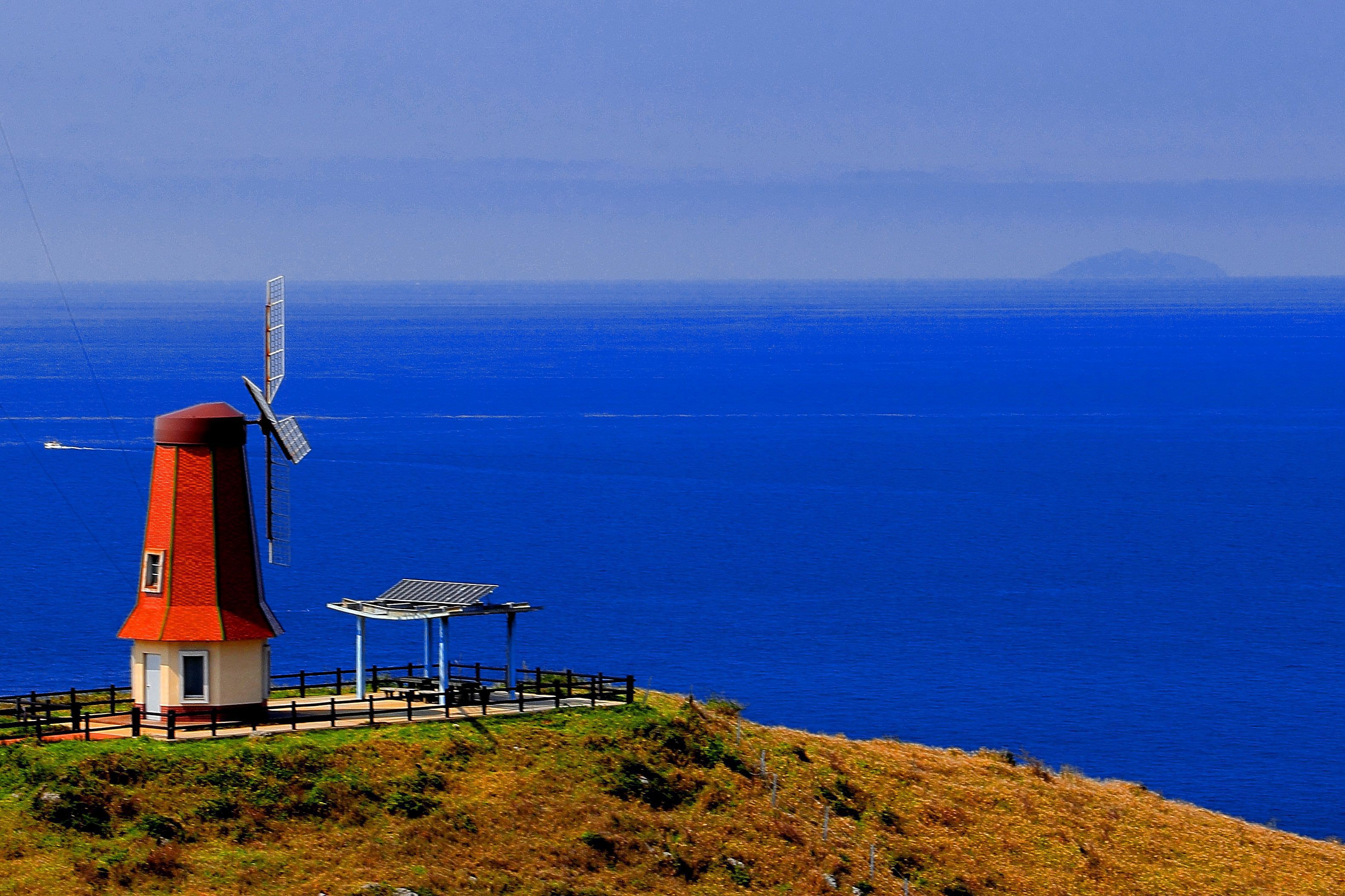 宗像市大島にある風車展望所で撮影された写真