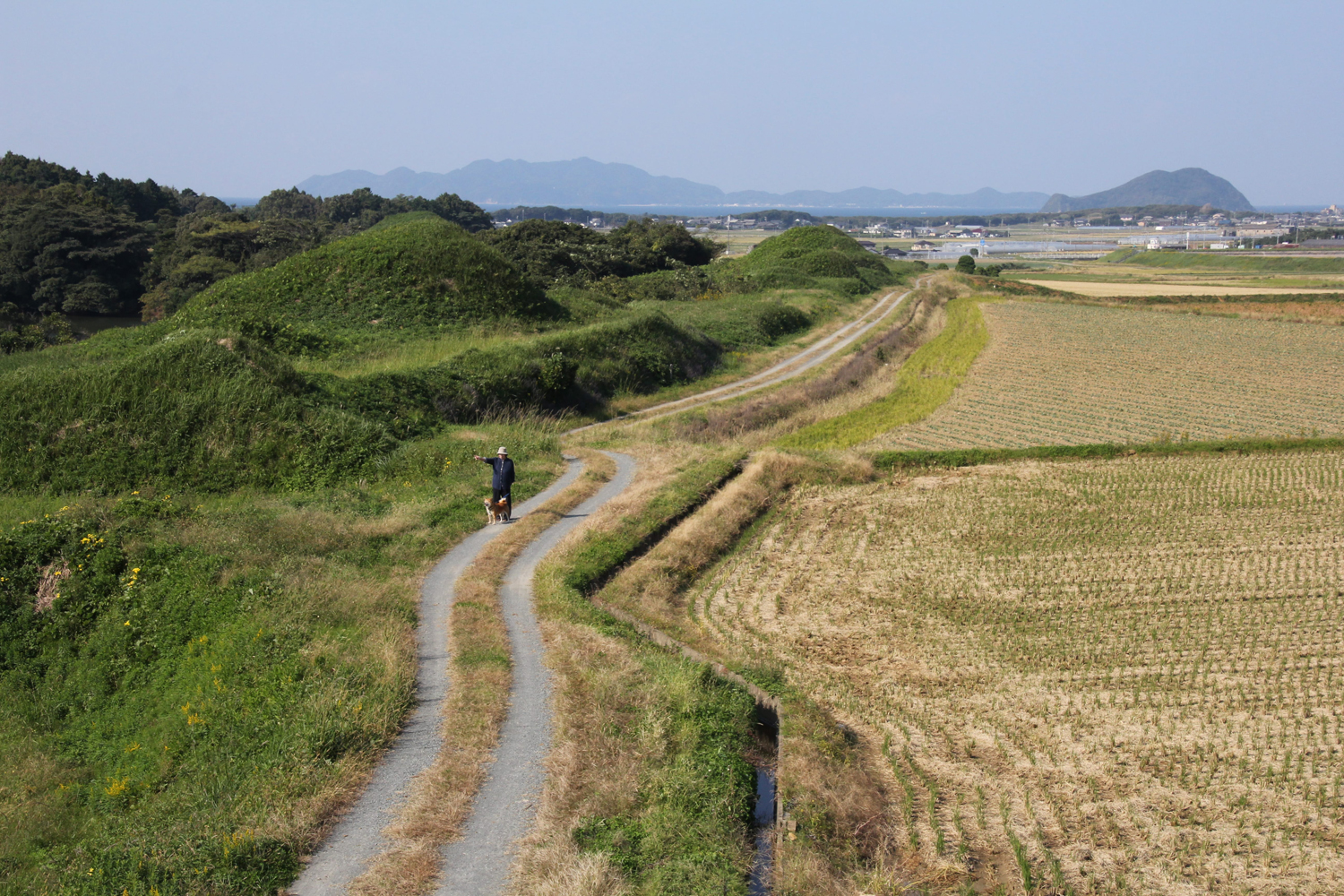 【優秀賞】古墳群展望 撮影：藤井國夫