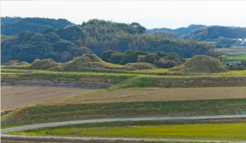 照片:新原奴山古坟群34~39号坟